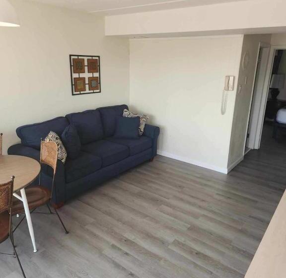 Yankee Clipper Resort Motel