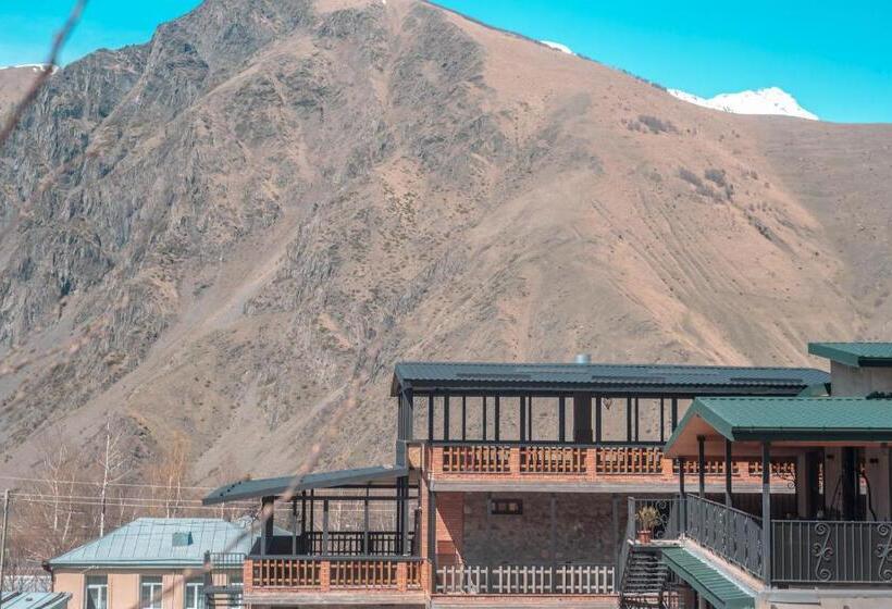 تختخواب و صبحانه Vache