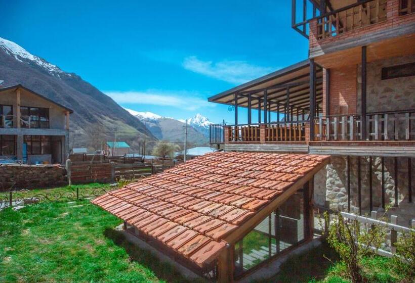 تختخواب و صبحانه Vache