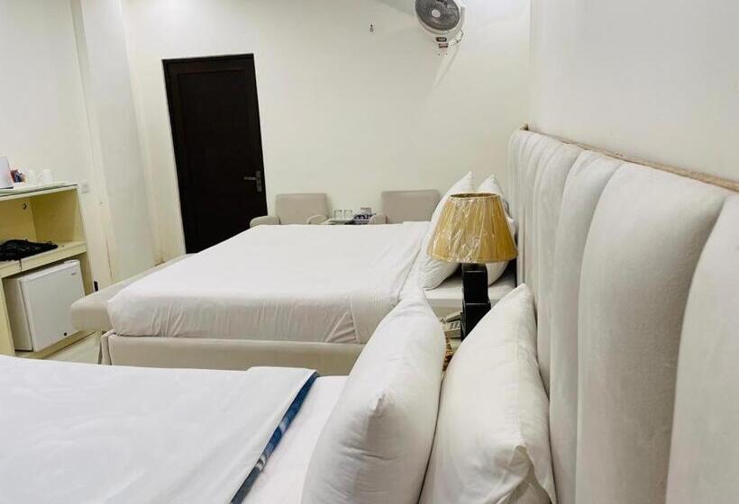 Maryleena Hotel Gulberg
