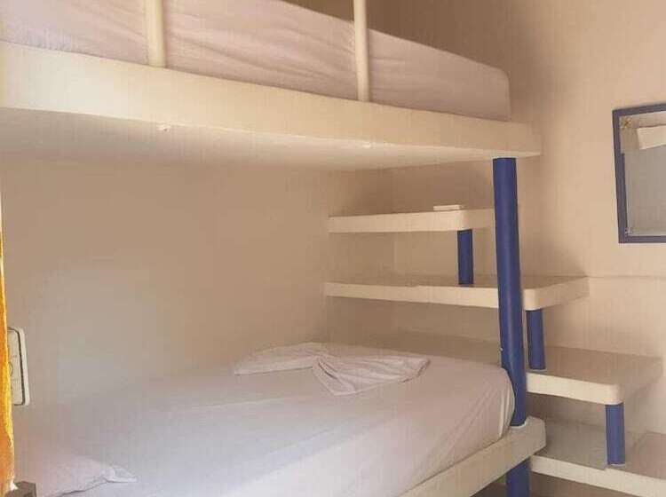 هتل Playa Tiburon