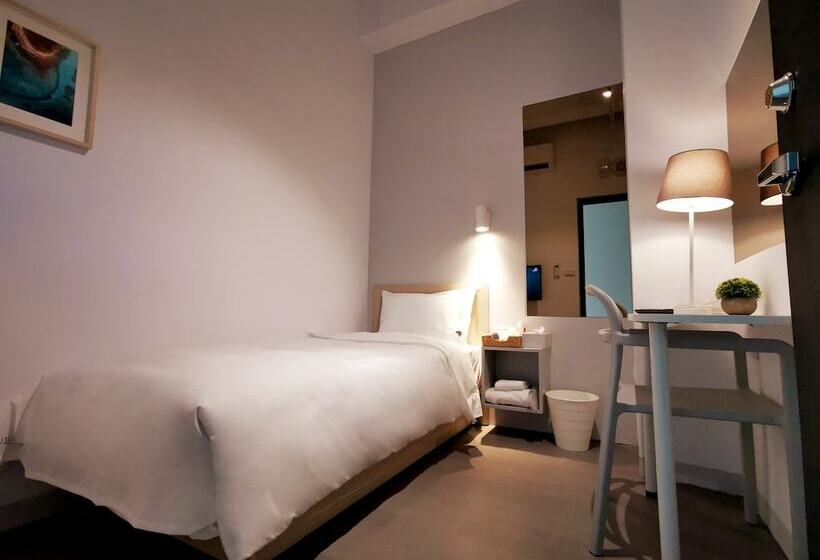 هاستل Bluewater Hotel Xpark Gloria Outlets Taoyuan Baseball Stadium