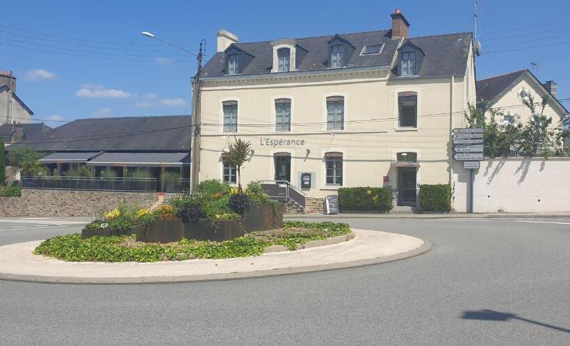 호텔 Hôtel L Espérance Vitré