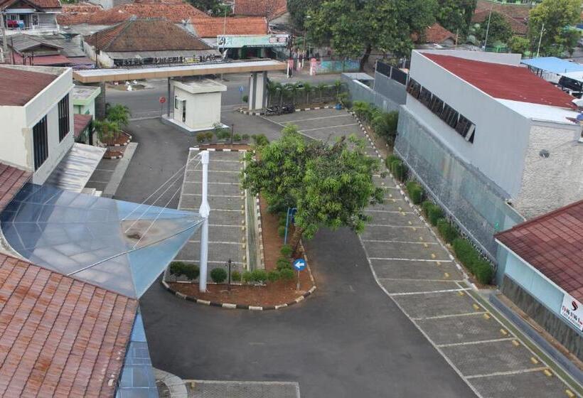 هتل Nalendra Plaza Subang