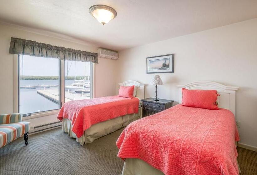 فندق صغير Harbor Guest House