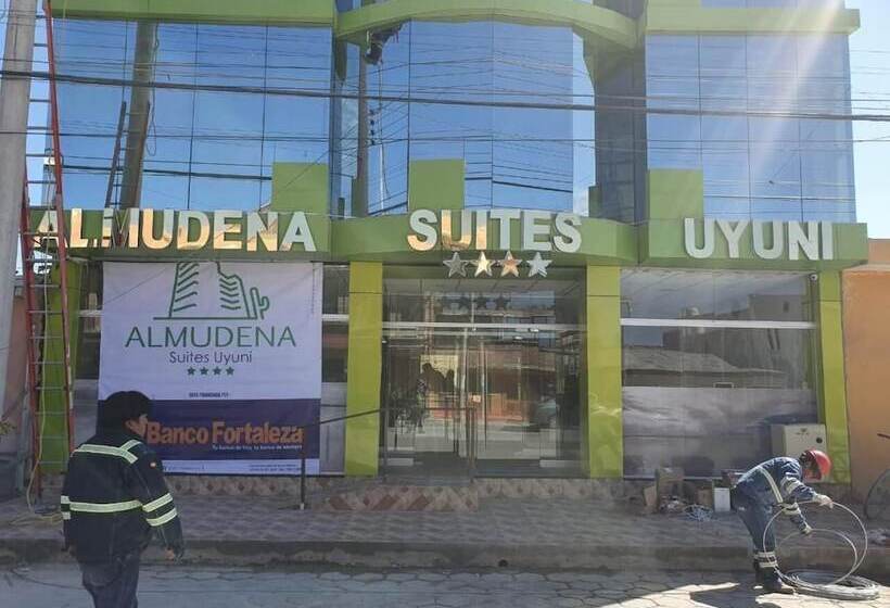 هتل Almudena Suites Uyuni