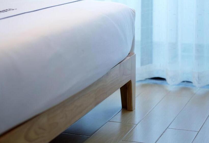 هتل Care Residential