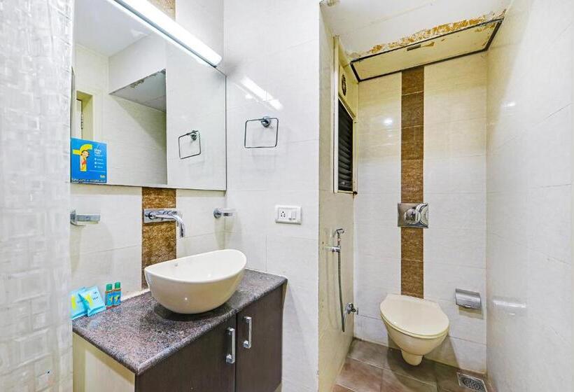 هتل Fabexpress B Zone   Nr Valluvar Kottam Monument & Us Visa Biometrics Center And Us Consulate