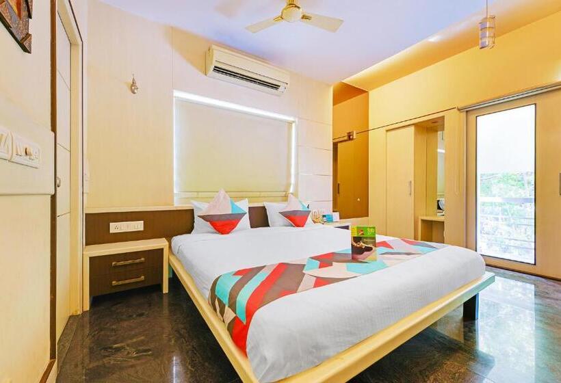 هتل Fabexpress B Zone   Nr Valluvar Kottam Monument & Us Visa Biometrics Center And Us Consulate