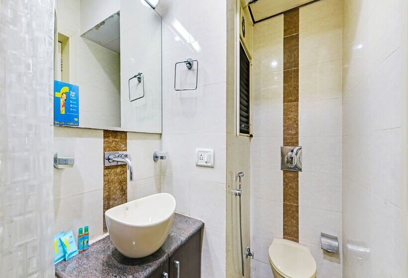 هتل Fabexpress B Zone   Nr Valluvar Kottam Monument & Us Visa Biometrics Center And Us Consulate