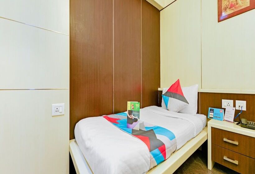 هتل Fabexpress B Zone   Nr Valluvar Kottam Monument & Us Visa Biometrics Center And Us Consulate