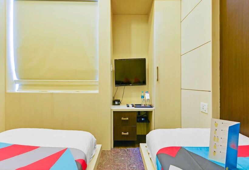 هتل Fabexpress B Zone   Nr Valluvar Kottam Monument & Us Visa Biometrics Center And Us Consulate