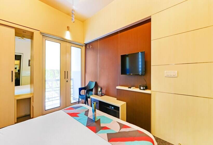 هتل Fabexpress B Zone   Nr Valluvar Kottam Monument & Us Visa Biometrics Center And Us Consulate