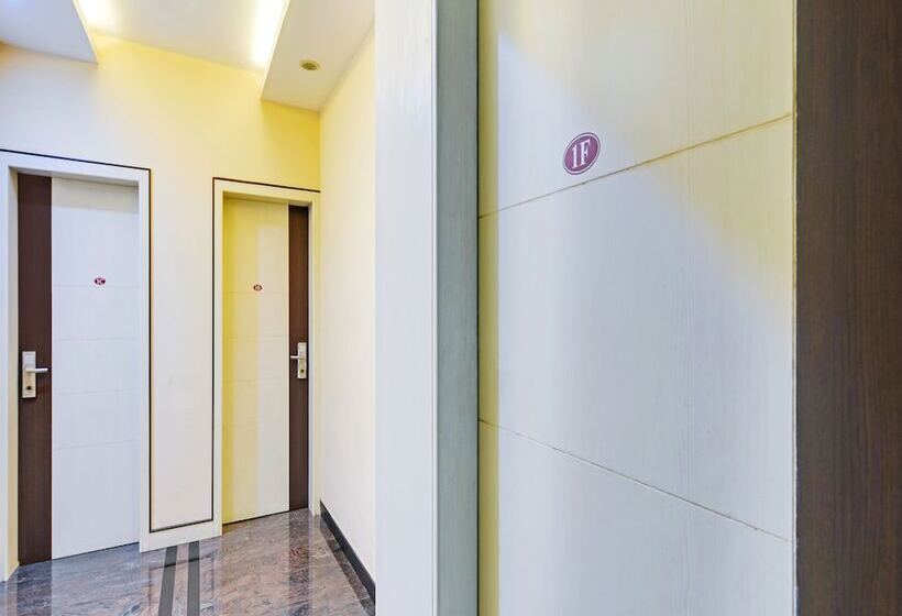 هتل Fabexpress B Zone   Nr Valluvar Kottam Monument & Us Visa Biometrics Center And Us Consulate