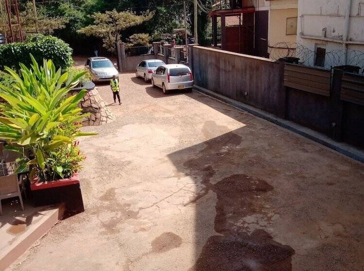 هتل Mahali Guesthouse