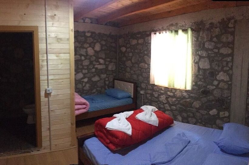 پانسیون Alpinehouse Theth