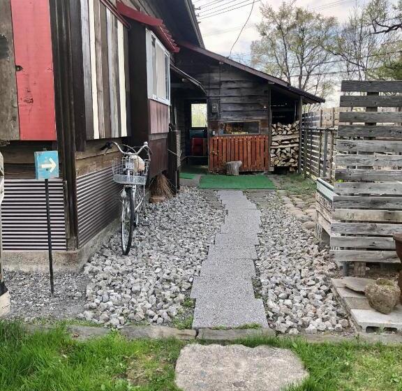 Panzió 自然の中の古民家ゲストハウスちゃいはな庵 Organic County Style Classic House Chaihana An