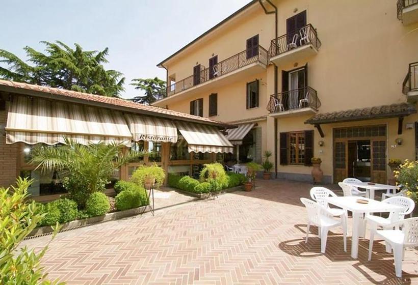 هتل Albergo Villa Maria