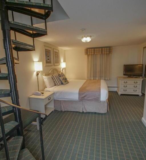 Cape Winds Resort
