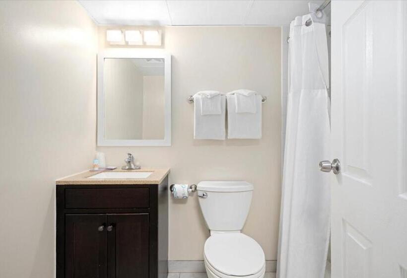 Carousel Resort Hotel And Condominiums