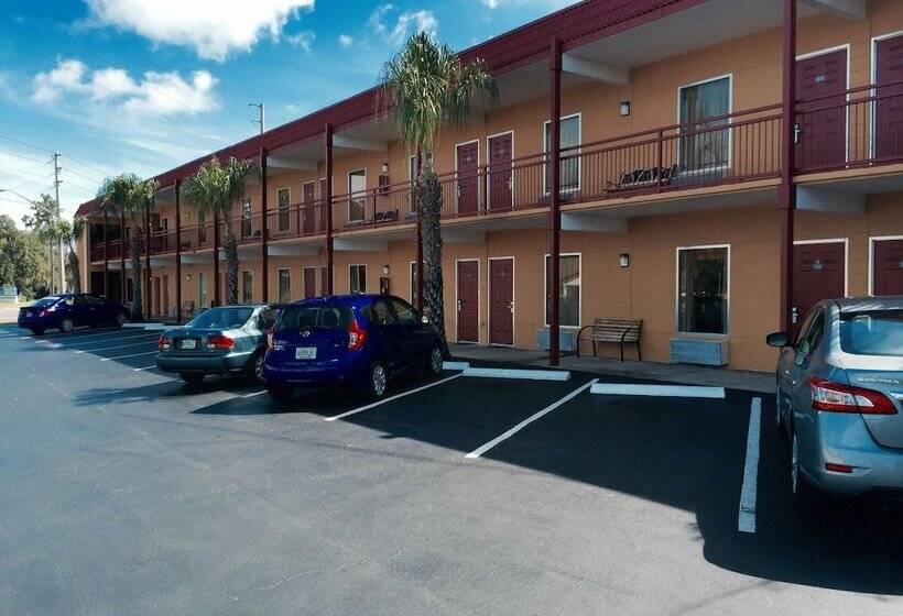 هتل Americas Best Value Inn