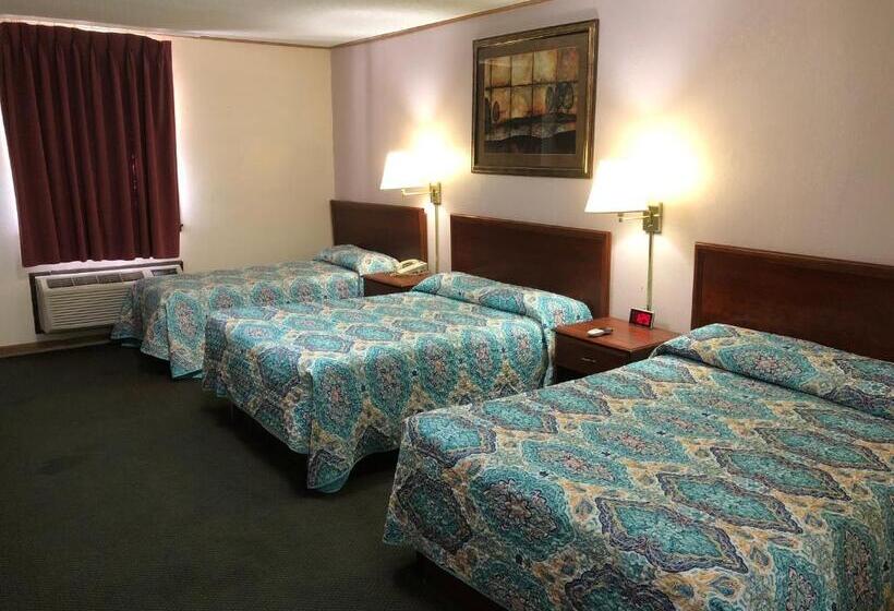 Hotel Budget Host Inn   Emporia