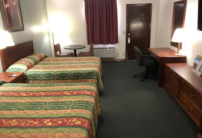 Hotel Budget Host Inn   Emporia