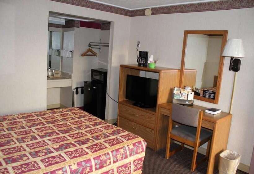 هتل Budget Host Inn Bristol