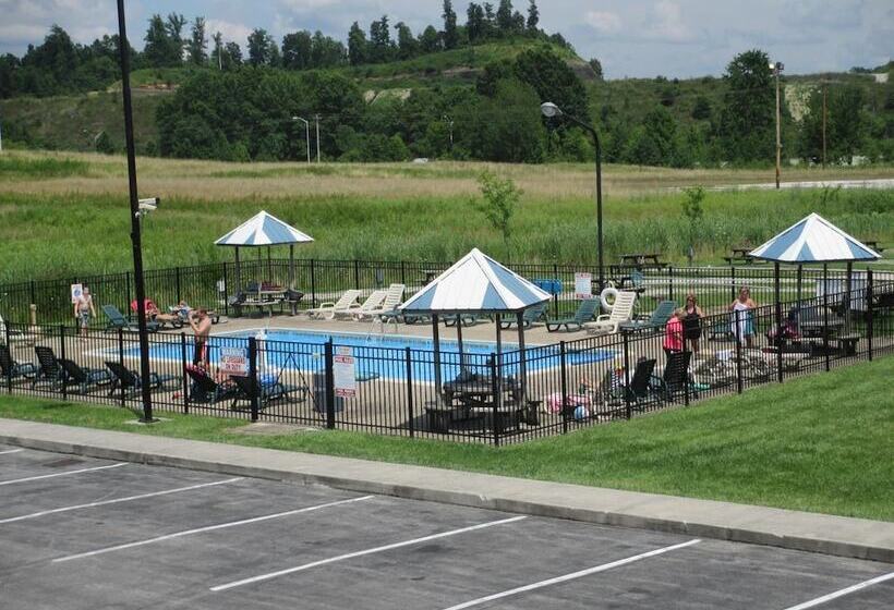 Отель Budget Host Westgate Inn