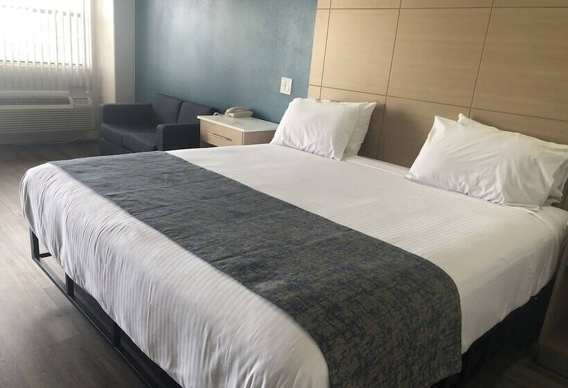 ホテル Cali Inn