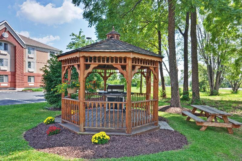 هتل Candlewood Suites   East Syracuse   Carrier Circle, An Ihg