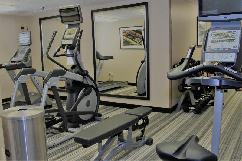هتل Candlewood Suites   East Syracuse   Carrier Circle, An Ihg