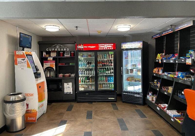 هتل Candlewood Suites   East Syracuse   Carrier Circle, An Ihg