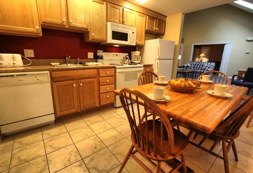 בית מלון כפרי Cape Cod Holiday Estates, A Vri Resort