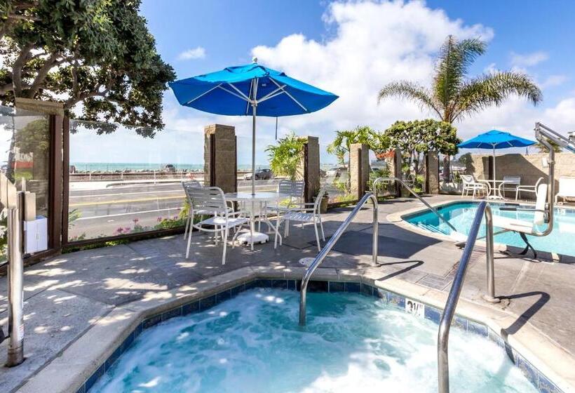 בית מלון כפרי Capistrano Surfside Inn