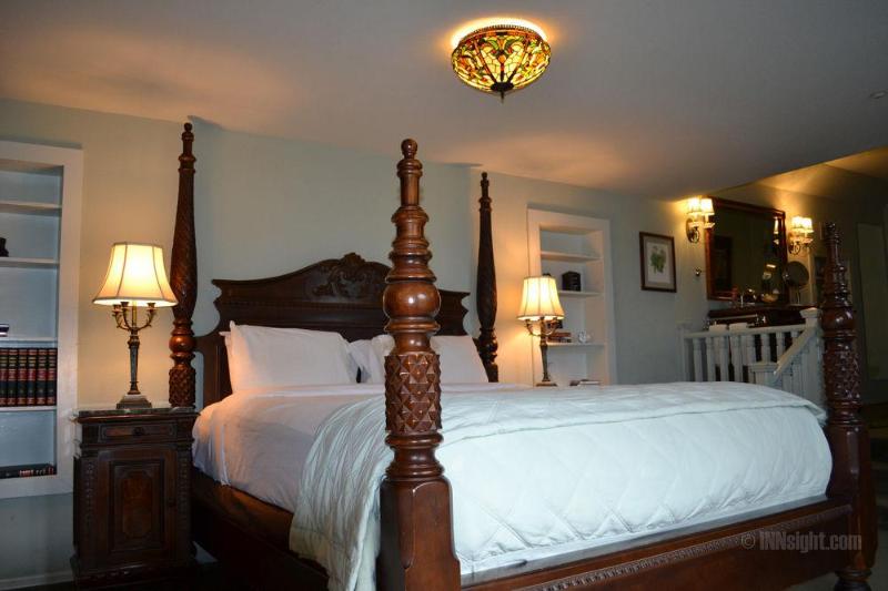 هتل Cedar Gables Inn
