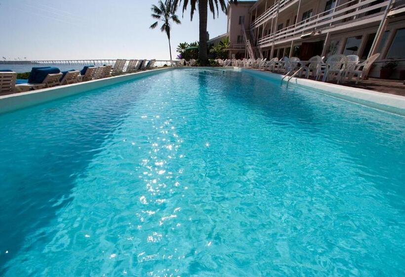 هتل Cliff House Inn