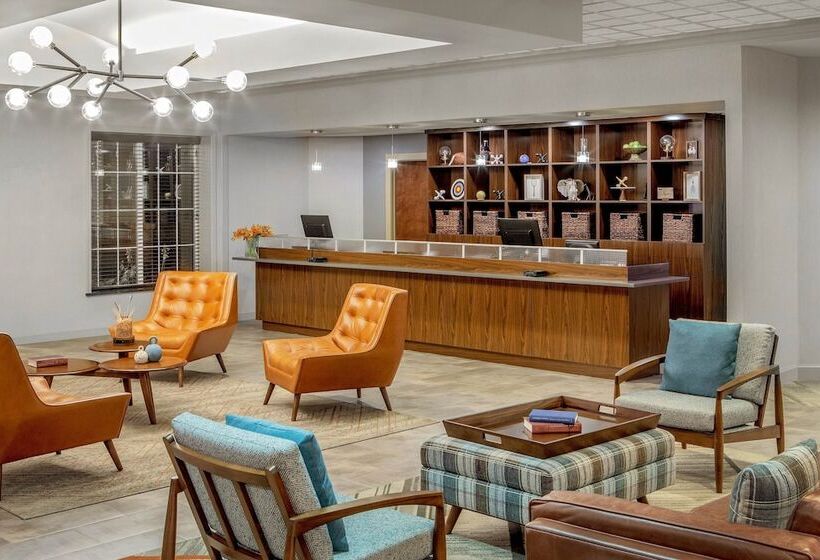 هتل Four Points By Sheraton Kalamazoo