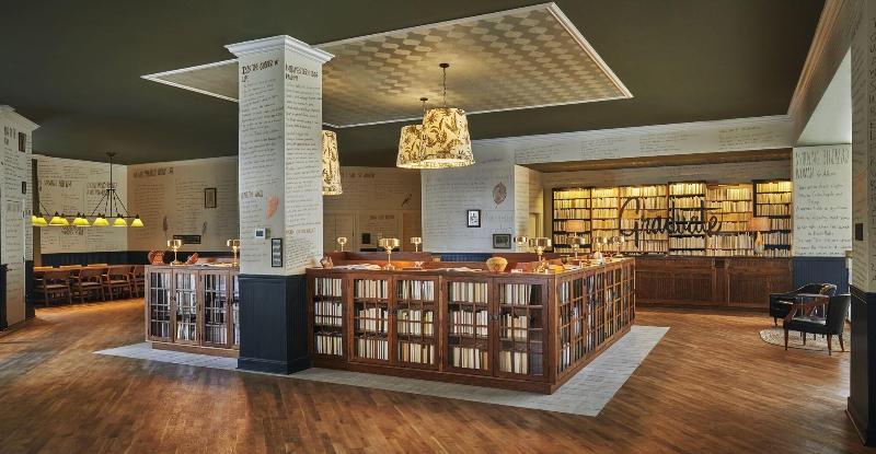 هتل Graduate By Hilton Iowa City
