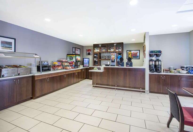 هتل Hawthorn Extended Stay By Wyndham El Paso