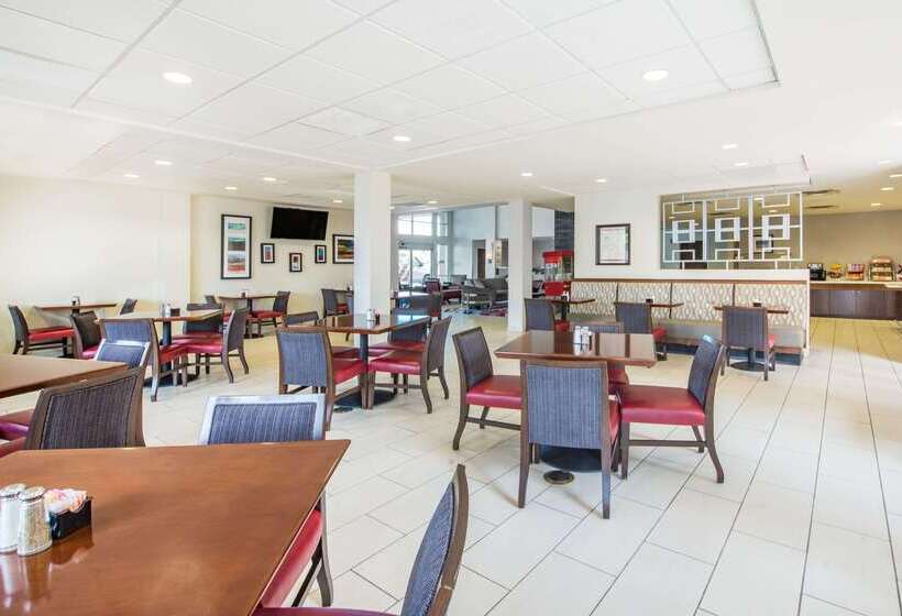هتل Hawthorn Extended Stay By Wyndham El Paso