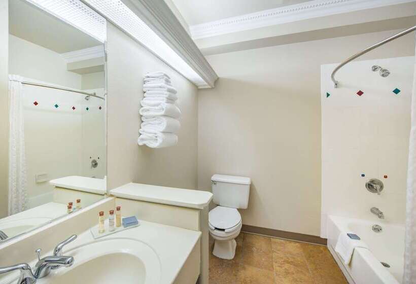 هتل Hawthorn Extended Stay By Wyndham El Paso