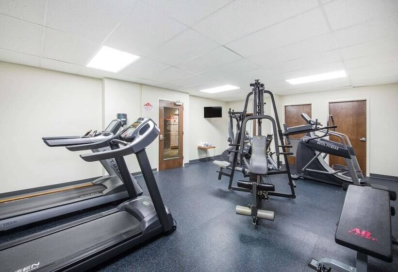 هتل Hawthorn Extended Stay By Wyndham El Paso
