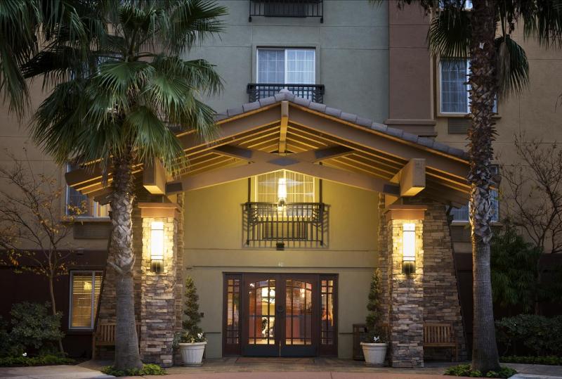 هتل Larkspur Landing Extended Stay Suites Bellevue