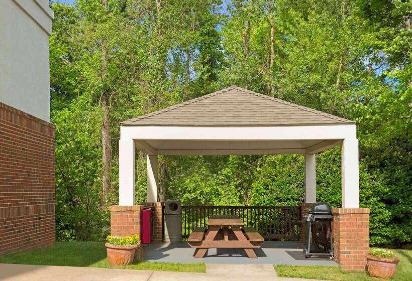 בית מלון כפרי Mainstay Suites Charlotte  Executive Park