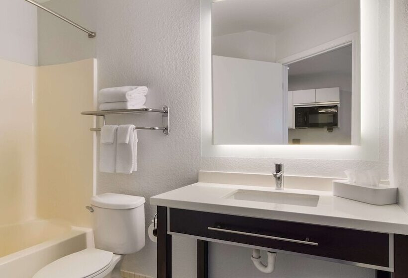 호텔 Mainstay Suites Raleigh  Cary