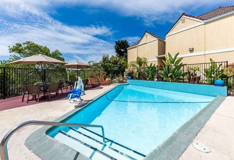 هتل Quality Inn & Suites Capitola By The Sea