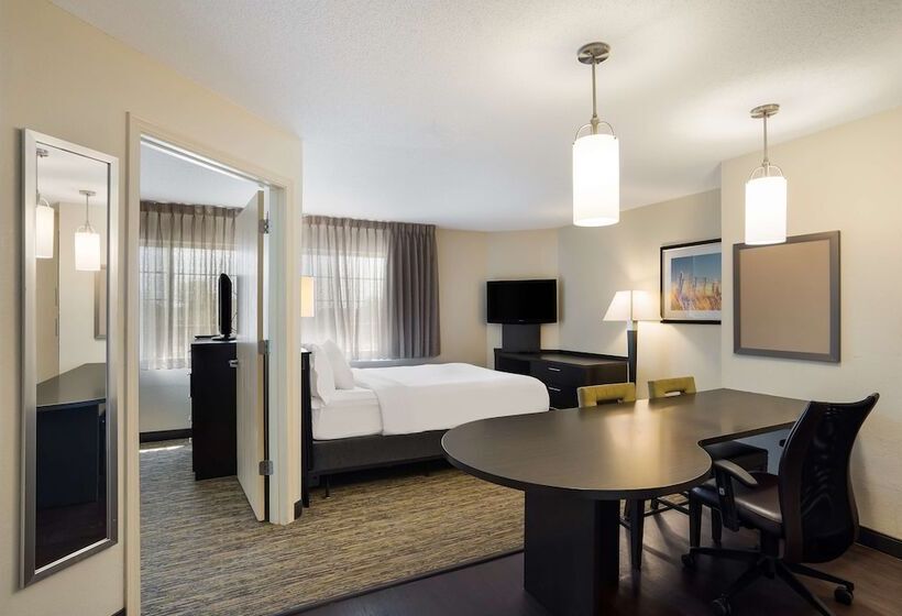 هتل Sonesta Simply Suites Clearwater