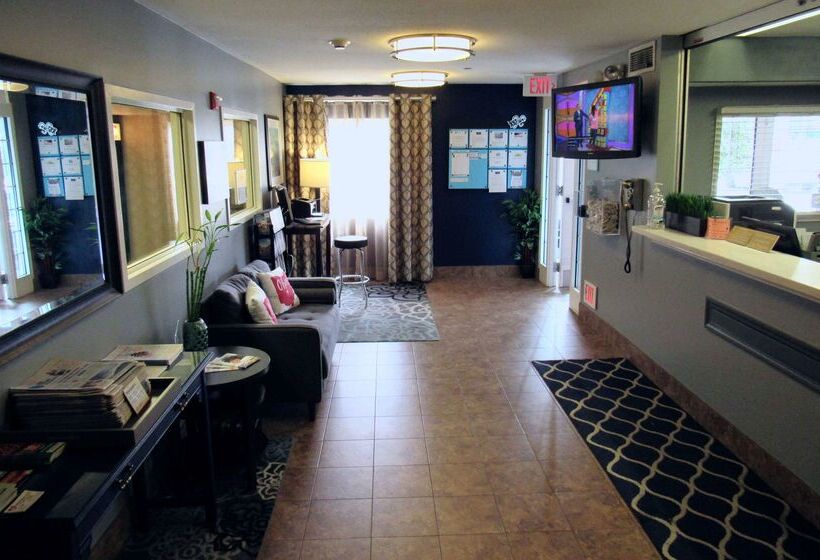 בית מלון כפרי Sonesta Simply Suites Columbus Airport Gahanna
