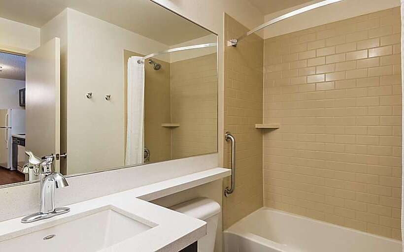 בית מלון כפרי Sonesta Simply Suites Detroit Troy